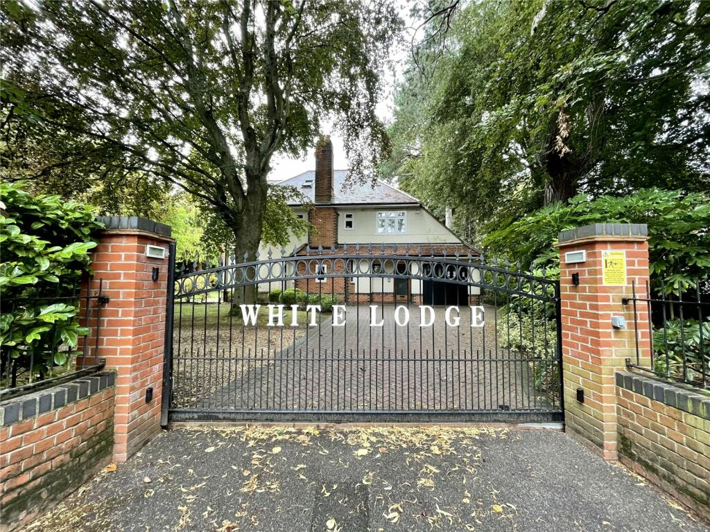 2 bedroom apartment for sale Repossessed Houses For Sale